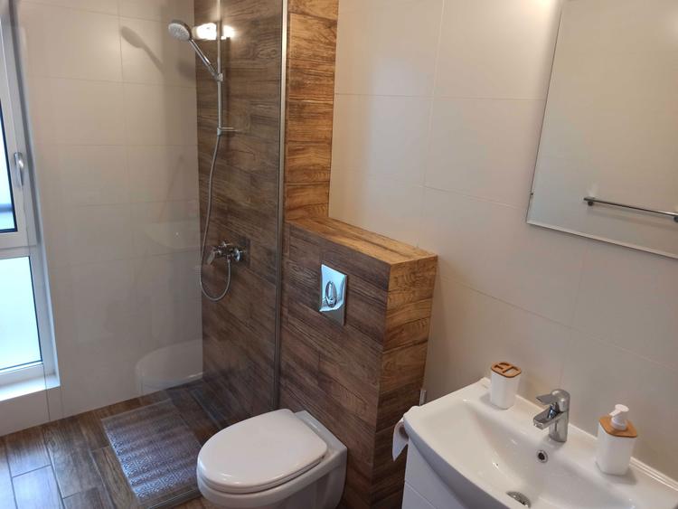 Apartament NOU de LUX 2cam , zona rezidentiala - 2