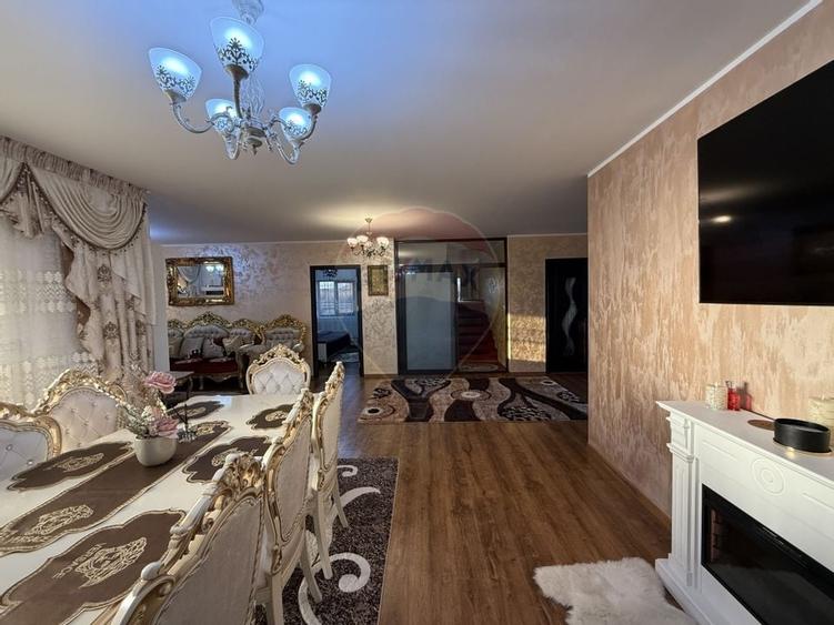 Casă / Vilă de vânzare cu 5 camere – Cartierul Nou, Sascut - 5