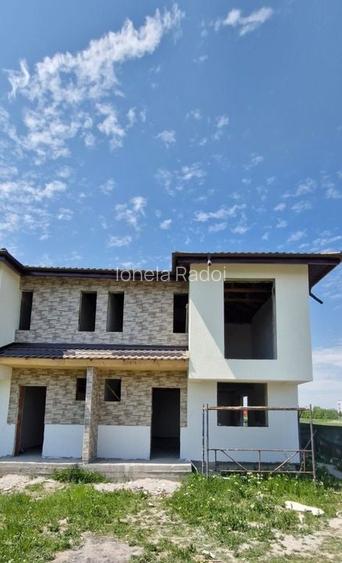 Case de vanzare in Magurele,aproape finalizate,cu toate utilitatile