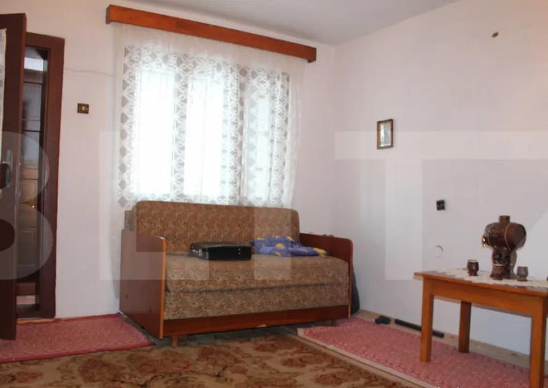 Casa solida cu teren in Boro?neu Mic lini?te si nat - 16