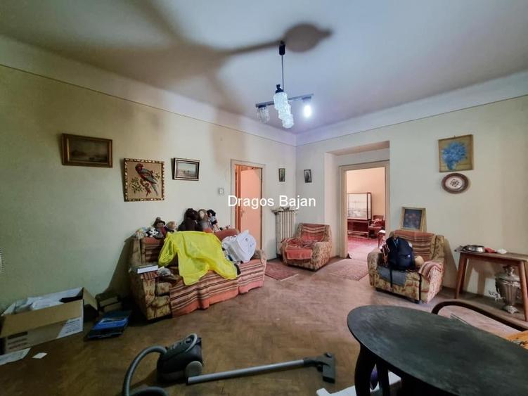 Cismigiu // Curte in proprietate // Vila renovata - 11