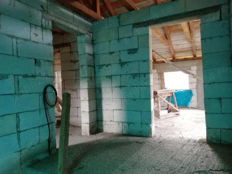 Vand casa la rosu cu 500mp teren - 5