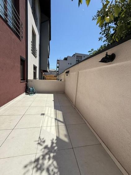 4 Camere Terasa si Curte Mobilat Utilat Loc Parcare Subteran - 22
