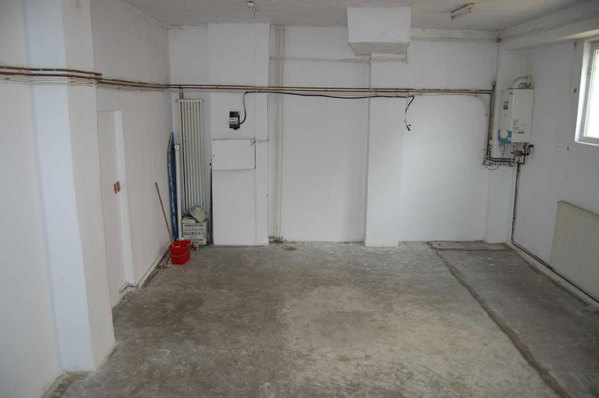 Spatiu comercial Dimbovita - 100 m2 - 7