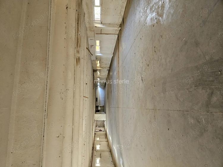 Inchiriez hala Arad centura. Inchiriez hala Arad centura.