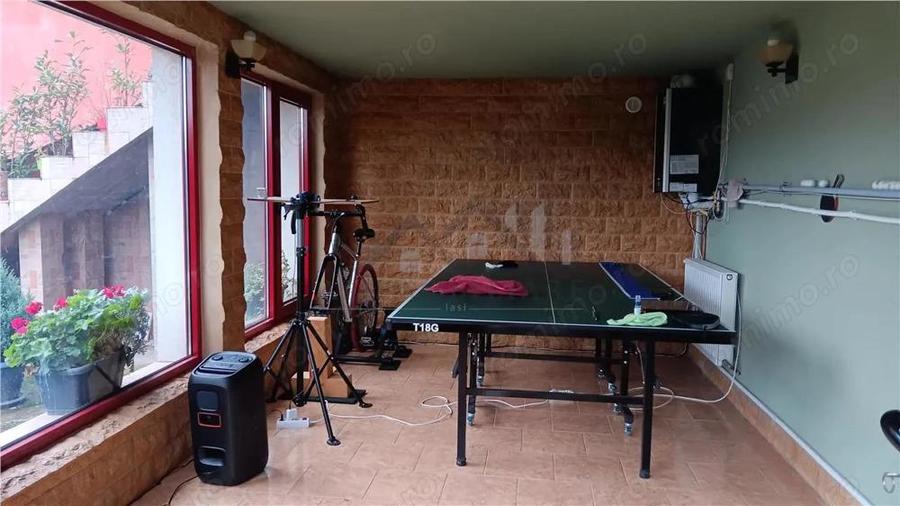 Barnova str Principala Vila P+1+M 225mp Teren 600mp amenajat - 9