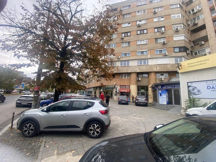 Spațiu comercial, de 800 mp, în 13 Septembrie