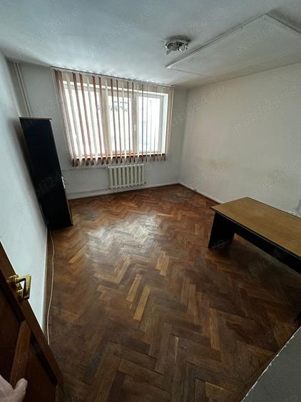 Exclusivitate!-Centru apartament cu 4 camere - 8