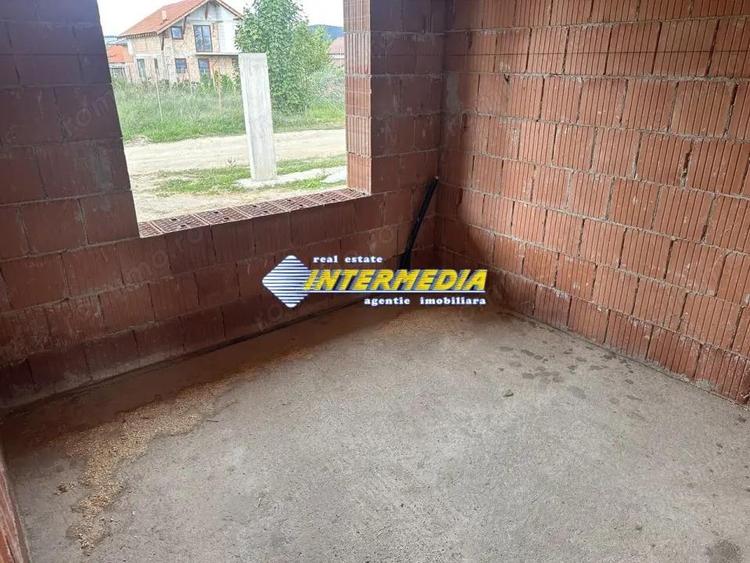 Casa Noua pe un nivel I la rosu I 4 camere I 380 mp Teren I UTILITATI I - 6