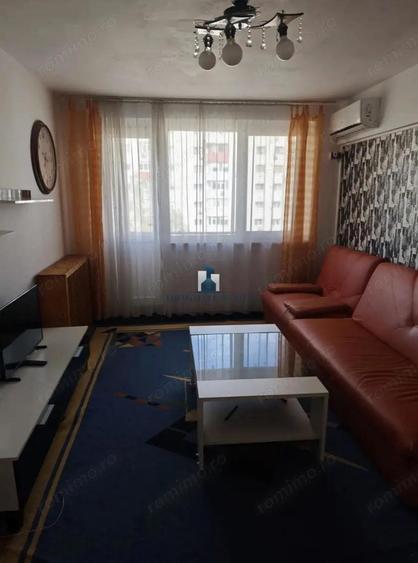 Vanzare Apartament 2 Camere Semidecomandat Piata Sudului - 1