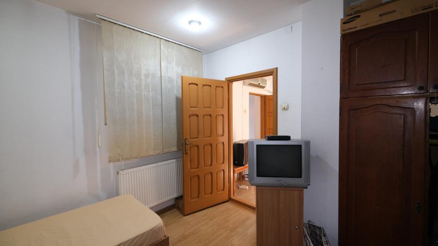 Vanzre 3 corpuri de case noi plus gradina in zona Mihai Bravu Bucuresti - 9