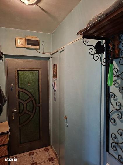 Apartament cu 3 camere în Drumul Taberei