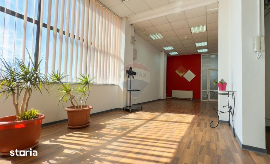 Spațiu comercial, de 117 mp, în Hipodrom