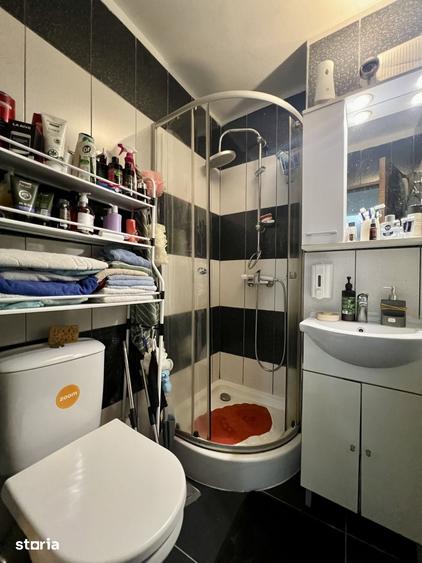 Apartament cu 4 camere decomandat în Giroc