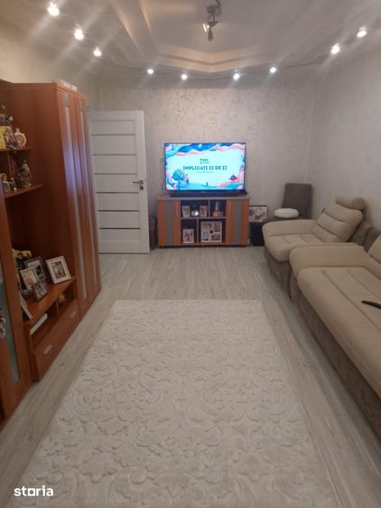 Apartament cu 2 camere decomandat în Buzaului
