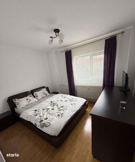 Apartament cu 3 camere semidecomandat, mobilat în Rahova