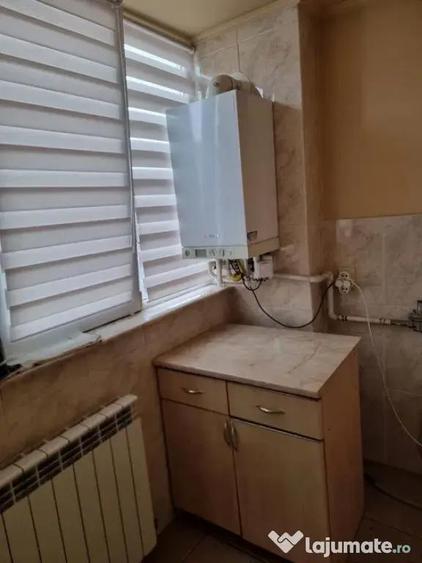 Apartament cu 2 camere decomandat în Burdujeni