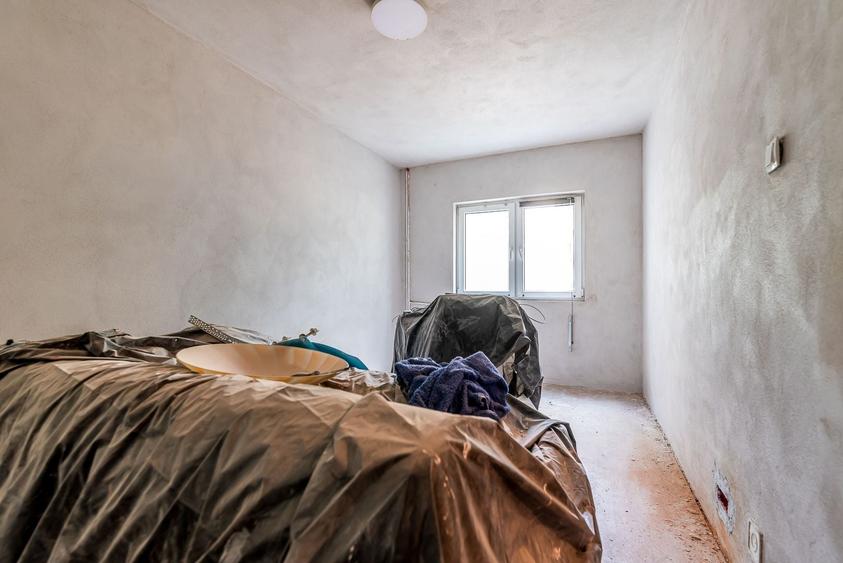 Apartament cu 2 camere semidecomandat în Micălaca