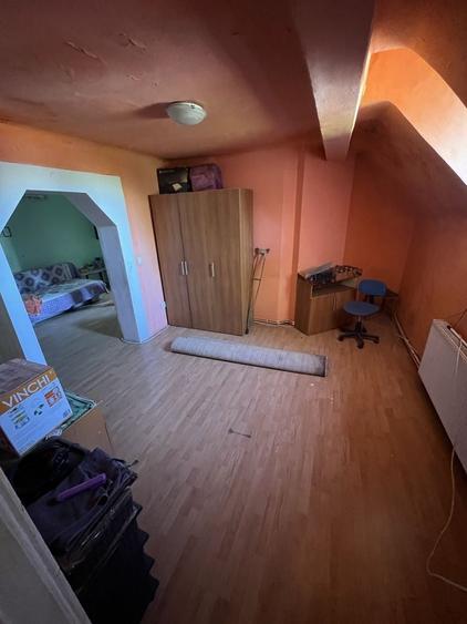 Apartament cu 3 camere decomandat în Plevnei