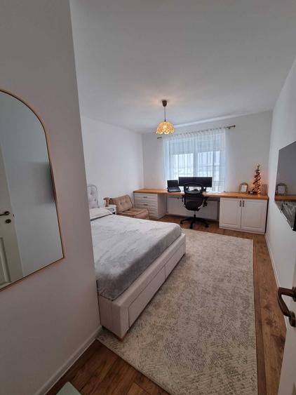 apartament 3 camere, metrou D. Leonida (complex La Strada) - 1