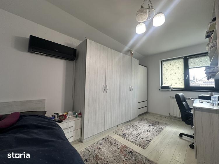 Casă cu 4 camere cu Teren 420 Mp în Bucium