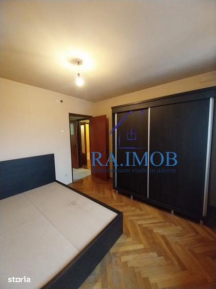 Apartament cu 2 camere decomandat în Cantacuzino