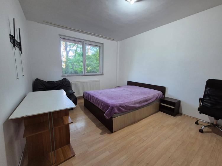Apartament cu 2 camere decomandat în Borhanci
