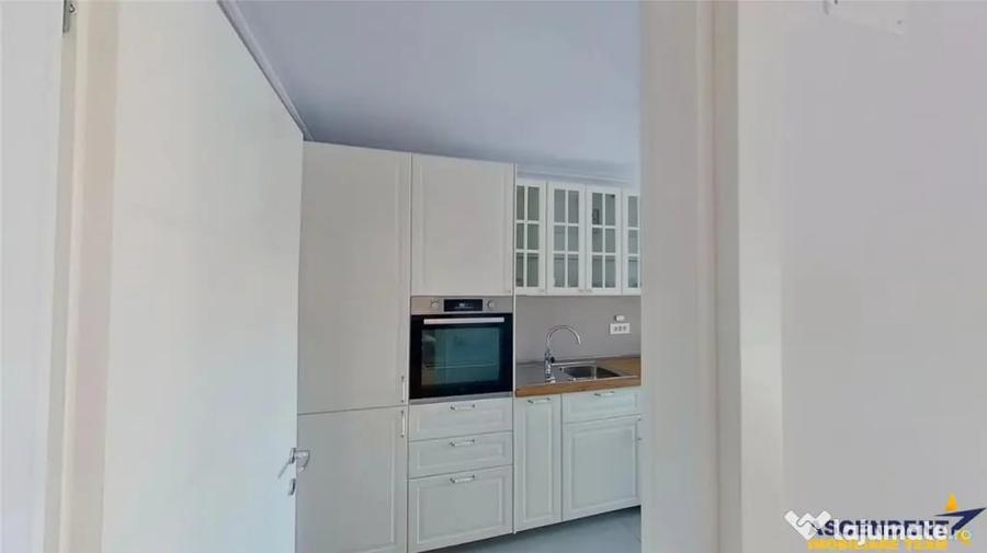 Apartament cu 2 camere decomandat în Noua