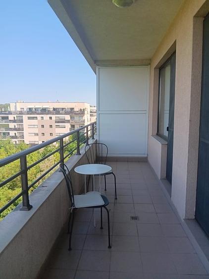 Apartament cu 2 camere semidecomandat în Băneasa