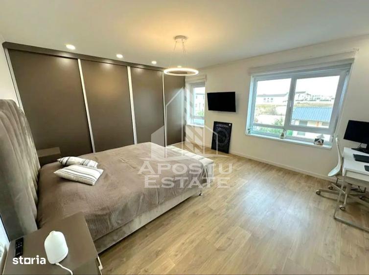 Casă cu 4 camere cu Teren 333 Mp în Dumbrăvița