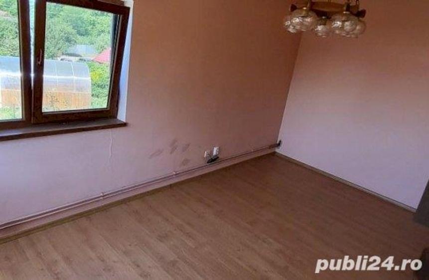 Casă cu Centrală Termică în Central