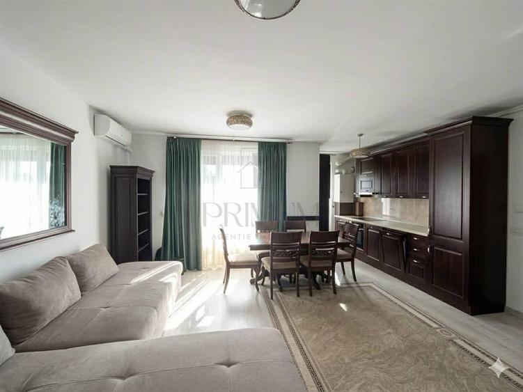 Apartament cu 3 camere decomandat, mobilat în Soarelui