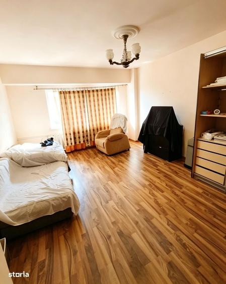 Garsonieră decomandată, mobilată în Câmpului