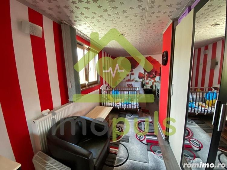 Casă cu 6 camere cu Teren 210 Mp în Șagului