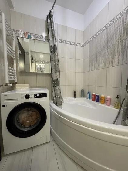 Apartament cu 3 camere decomandat, mobilat în Chiajna
