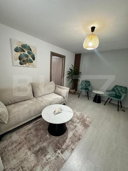 Apartament cu 2 camere semidecomandat, mobilat în Nord-Est