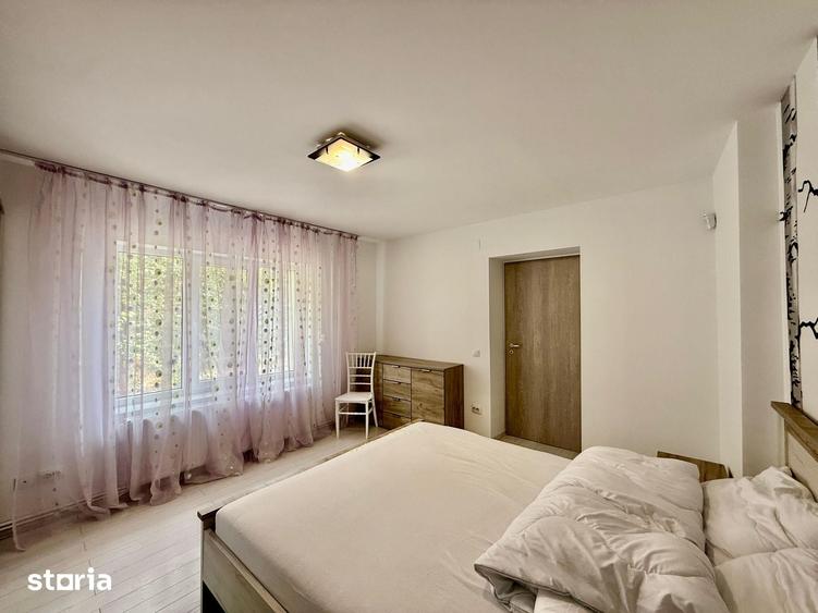 Casă cu 3 camere decomandat cu Teren 200 Mp în Copou