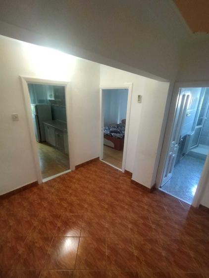 Inchiriez apartament cu 2 camere - 1