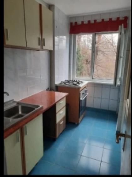 Berceni,bl.reabilitat,Amenajat,geam la baie,Liber - 4