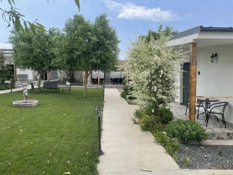 Colt de Rai in Corbu - Business la Cheie - 8 Casute Individuale si Teren de 1247 - 1