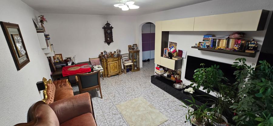 3 camere de vanzare Focsani, ultracentral - 1