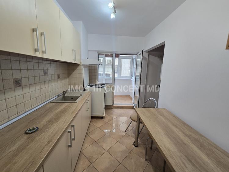 INCHIRIERE apartament 3 camere spatios in Ploiesti, zona Ultracentrala-Catedrala - 14