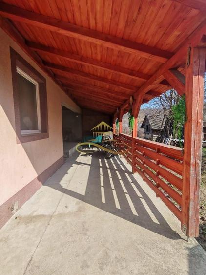 Casă de vânzare din BCA, in PARAVA - 17