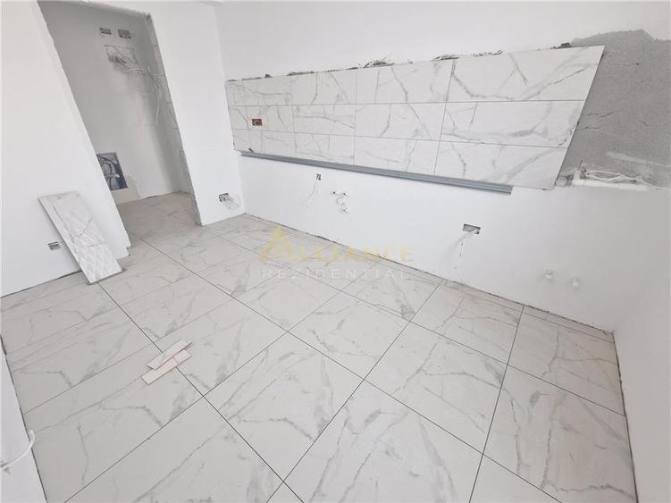 Young Residence 2 cam 64 mp la 10 min metrou - 9