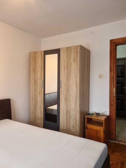 Proprietar inchiriez ap. 2 camere decomandate, zona Lipovei - I.I. de la Brad - 5