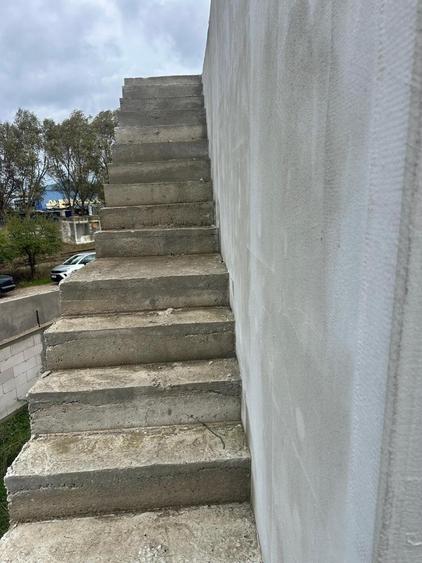 2 Mai - la 4 minute de plaja - pensiune 8 camere, finalizata 60% - 18