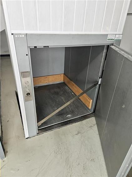 Spatiu Industrial - 3500 mp - Productie - Depozitare - Office - 23