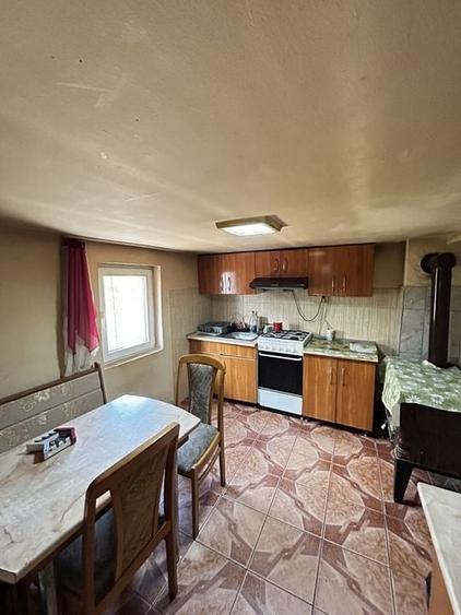 Casa 8 Camere Cu Teren 1500mp In Cermei - 24