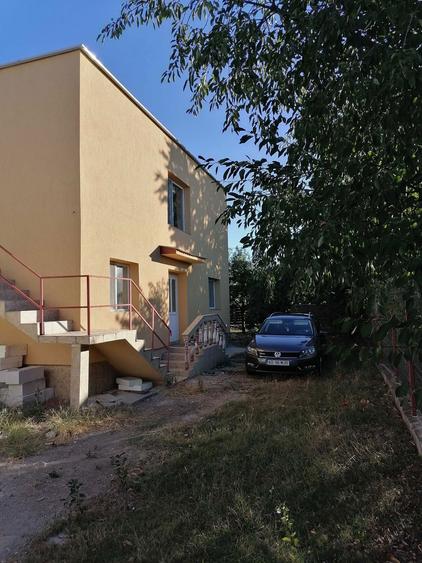 Oferta limitata ,Casa buzoesti teren 1765 mp,livada pomi fructiferi +anexa. - 5