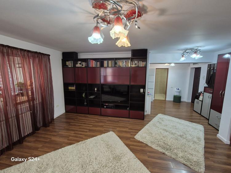 De inchiriat, apartament 3 camere 90 mp la Euromaterna - 1